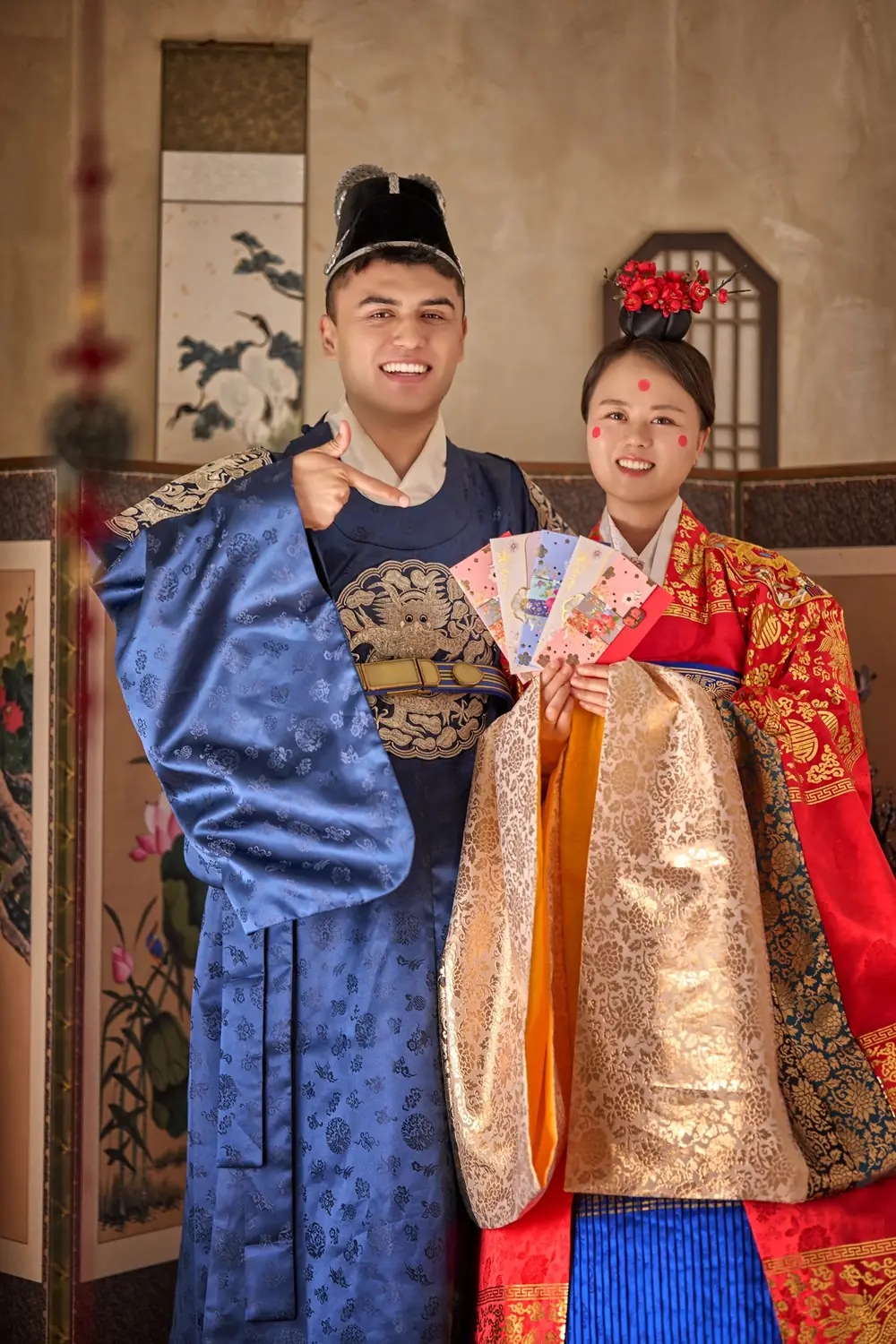 Traditional Korean wedding portrait of Ibrohim and Haniya